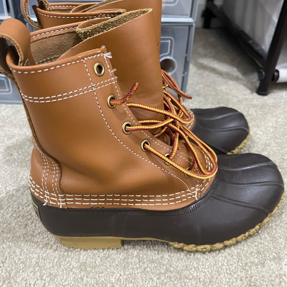 The Original L.L.Bean Boot, made in Maine since 1912 size 6 Medium width - Picture 3 of 6